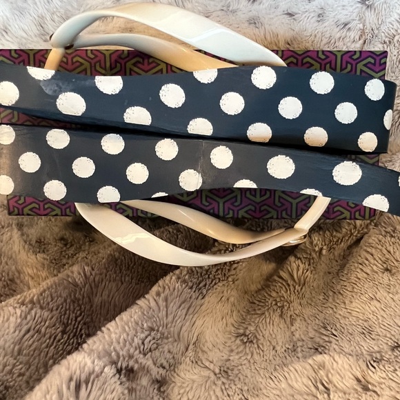 Tory Burch Wedge Ivory Micro Dot Flip Flop with box - Picture 3 of 10